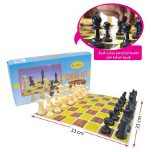 Games - City 737 Royal Chess Set